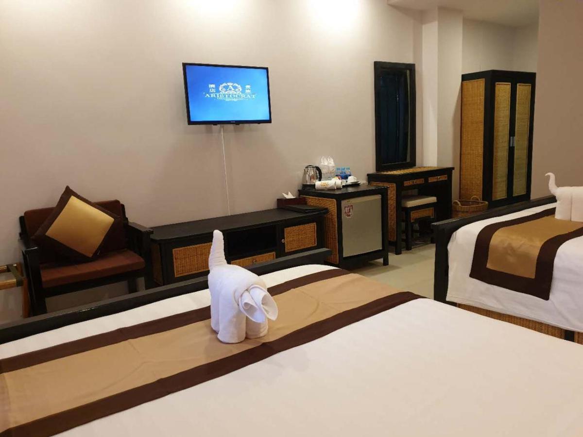 Aristocrat Residence & Hotel Σίχανουκβιλ Εξωτερικό φωτογραφία